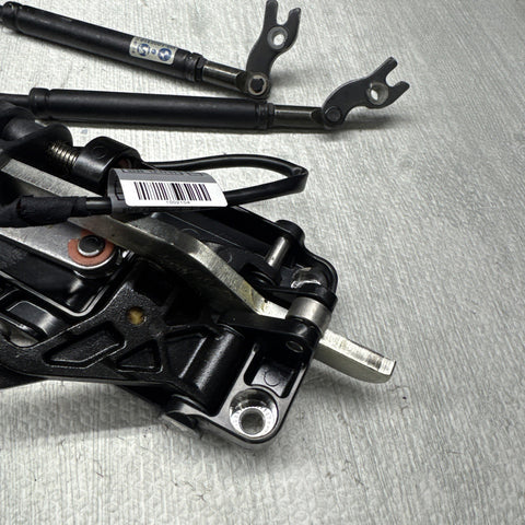 01-06 BMW E46 325 330 M3 - Convertible Top Latches Motors  - 7031361 7031362 OEM