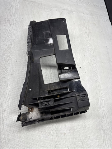 01-06 BMW E46 M3 LEFT DRIVER FRONT BUMPER COVER GUARD BRACKET 2695247