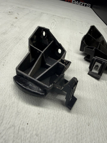 Genuine BMW E46 330 M3 REAR QUARTER SUPPORT BUMPER BRACKETS PAIR 8195321 8195322
