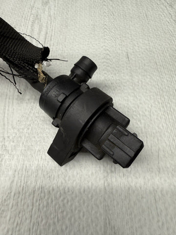 1733090 Idle Control Valve Valve 1433602 Hose 7837597 OEM BMW E46 M3 S54