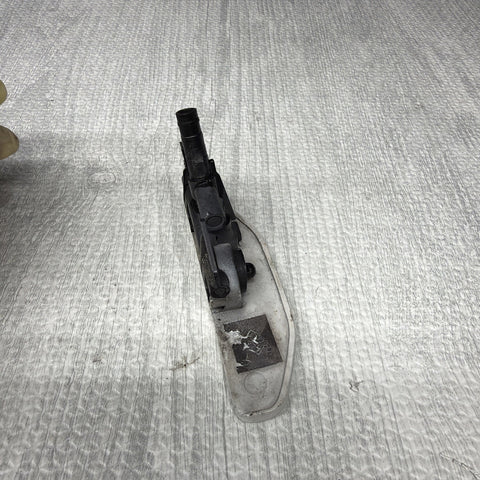 01-06 BMW E46 M3 Left Driver Head Light Washer Jet Cover 8256179 Alpine White