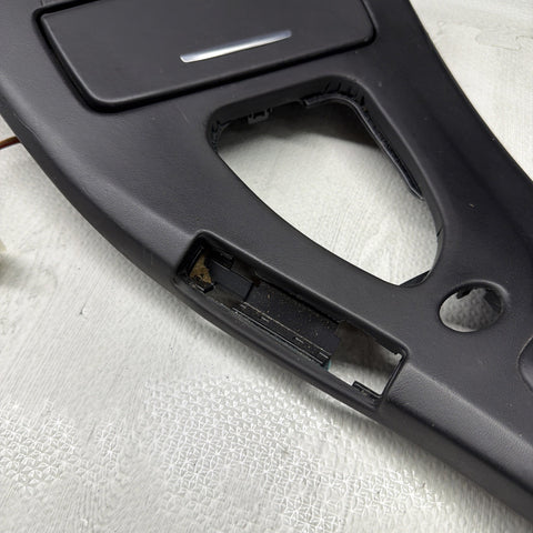 09-13 BMW E93 M3 DCT CIC LEATHER CENTER CONSOLE TRIM CONVERTIBLE *CREASES*