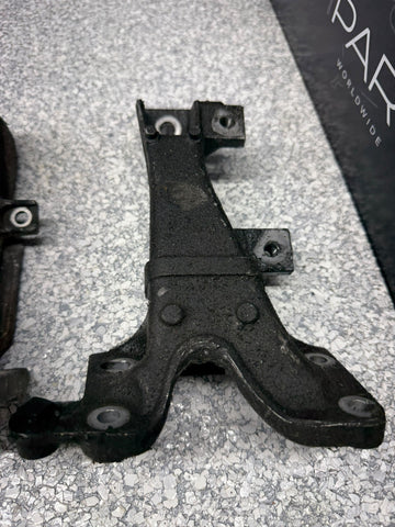 92-02 BMW E36 Z3 Left & Right Engine Mount Support Bracket Set 1141137 1138249
