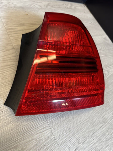 06-08 BMW E90 325 328 335 M3 Sedan Right Passenger Outer Tail Light 7161956 OEM