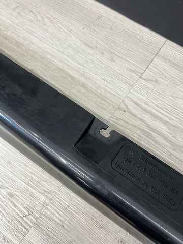 94-99 BMW E36 M3 RIGHT PASSENGER SIDE SKIRT ROCKER MOLDING COSMOS BLACK