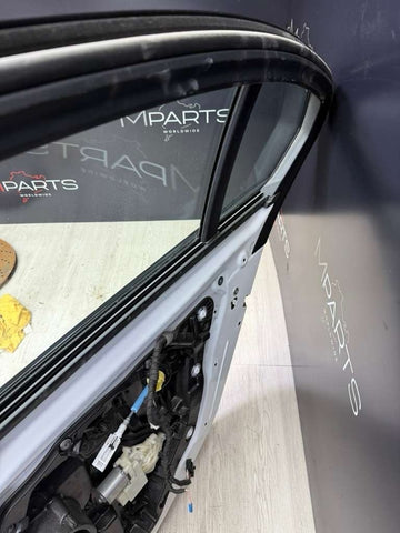 (PICKUP ONLY) BMW 21-26 G20 330 G80 M3 Sedan Right Rear Passenger Door Shell