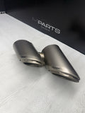 LAMBORGHINI URUS PERFORMANTE AKRAPOVIC TAIL PIPE TITANIUM LEFT DRIVER 4ML253697