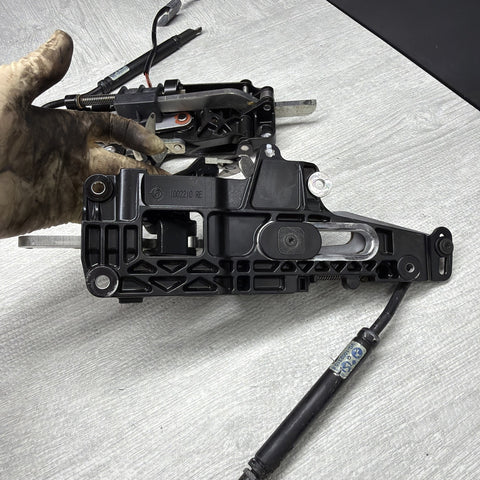 01-06 BMW E46 325 330 M3 - Convertible Top Latches Motors  - 7031361 7031362 OEM