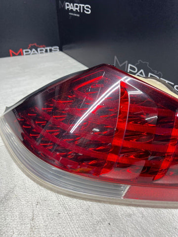 2006-2007 BMW E63 E64 M6 REAR LEFT TAIL LIGHT LAMP 7170975