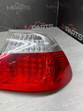 01-06 E46 BMW 330 M3 CONVERTIBLE REAR LED TAIL LIGHT RIGHT 6937454 *CRACK LENS*