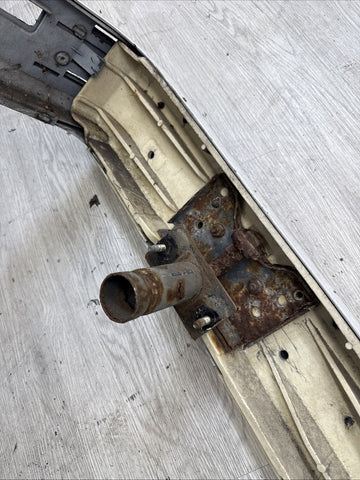 (PICKUP ONLY) BMW E30 318is Rear Bumper Late Model Valance