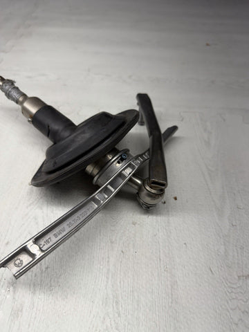 Gear Selector Short Shift Quick Throw Shifter BMW E46 M3 *Broken*