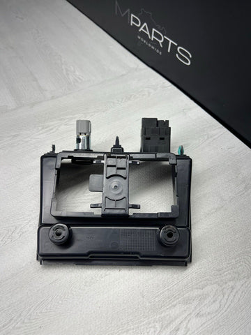 2024-2025 FORD MUSTANG GT CENTER CONSOLE WIRELESS CHARGER PHONE COVER PANEL OEM