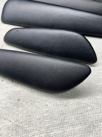 01-06 BMW E46 M3 Convertible Door Arm Rest Armrest Pads Black *2 Broken Tabs
