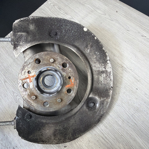 BMW G80 G82 G83 M3 M4 AWD Right Passenger Front Knuckle Hub Spindle Suspension