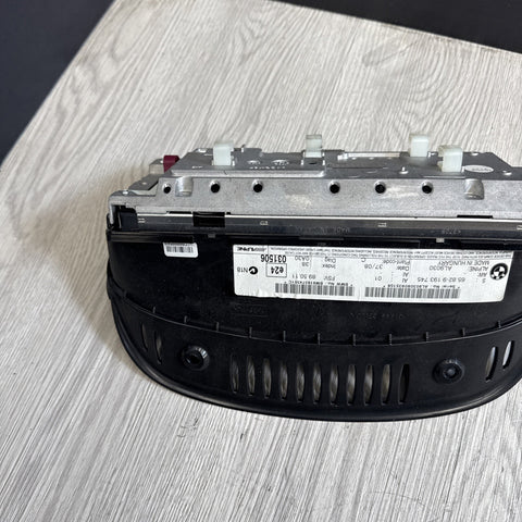 2006-2013 BMW E90 E92 E93 328 335 M3 DASH RADIO NAVIGATION DISPLAY SCREEN