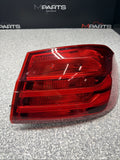 2015 - 2017 BMW F82 F83 M4 REAR RIGHT PASSENGER OUTER TAIL LIGHT OEM 7296100