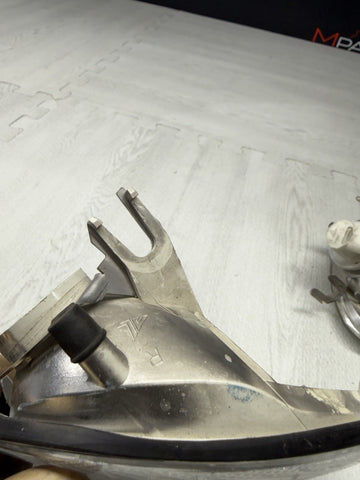 02-06 BMW E46 325 328 M3 Clear Corner Lights Tail Lamps 6919651 6919652 *Notes*