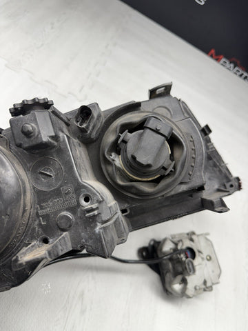 BMW 2001 E46 M3 LEFT DRIVER HEADLIGHT SINGLE XENON 1305621771 OEM