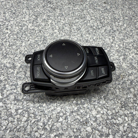 12-18 BMW Radio Navigation Media Control (Touch) iDRIVE Knob OEM 6839079