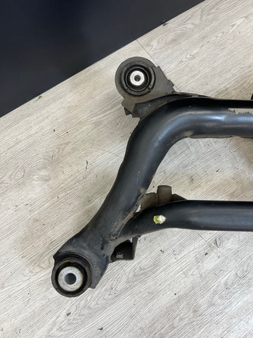 01-06 BMW E46 M3 REAR SUSPENSION SUBFRAME AXLE CARRIER CRADLE