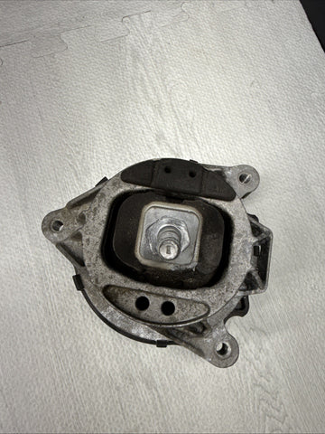 BMW 15-20 F80 F82 F83 M3 M4 Engine Motor Mount Bracket Right Passenger 7855818