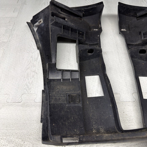 01-06 BMW E46 M3 FRONT BUMPER COVER GUARDS BRACKETS 2695247