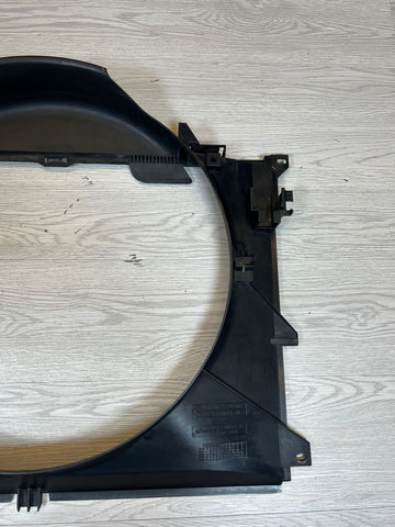 01-06 BMW E46 M3 RADIATOR FAN SHROUD COVER PLASTIC OEM 17112228943 2229990