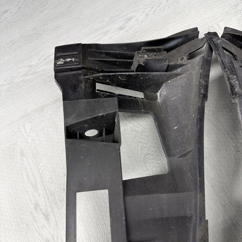 01-06 BMW E46 M3 FRONT BUMPER COVER GUARDS BRACKETS 2695247