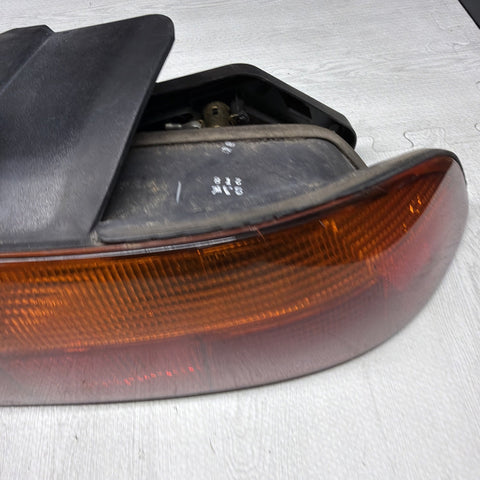 98-02 BMW Z3M Z3 M Convertible Roadster Right Rear Tail Light OEM *Scratches