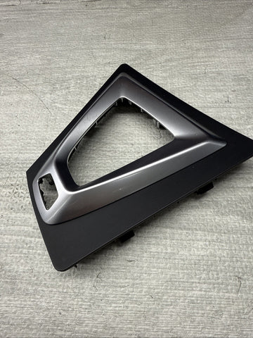 15-20 BMW F80 F82 F83 M3 M4 Center Dome DCT Shift Shifter Plate OEM