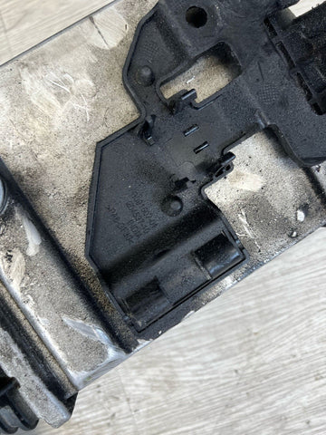 9845961 Cylinder Head Valve Covers OEM BMW X6 M F96 XM G09 S68