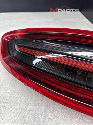 2015-2018 PORSCHE MACAN REAR LEFT DRIVER QUARTER PANEL MOUNT TAIL LIGHT LAMP OEM