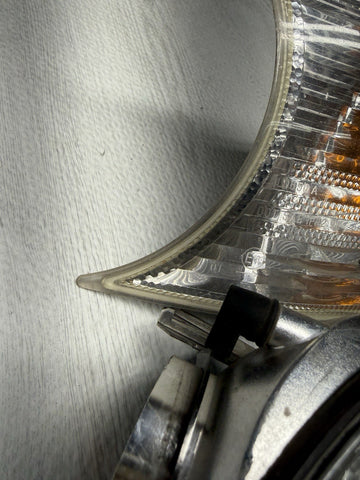 02-06 BMW E46 325 328 M3 Clear Corner Lights Tail Lamps 6919651 6919652 *Notes*