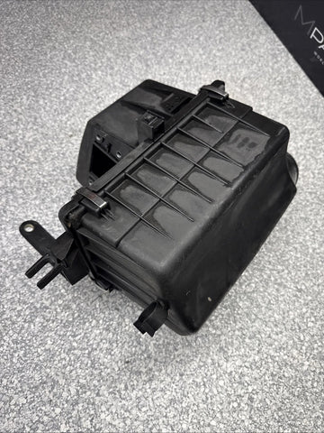 1715881 BMW E30 Air Intake Filter Box 280202082