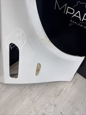 BMW E60 M5 06-10 Passenger Right Fender White *Notes*