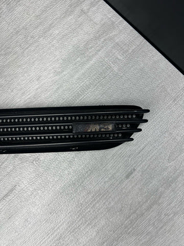 01-06 BMW E46 M3 Right Passenger Fender Vent Grille Grill OEM Painted Black