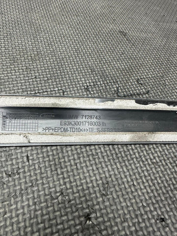 7-13 BMW E93 335i M3 Front Left Convertible Roof Plastic Trim Jerez Black OEM