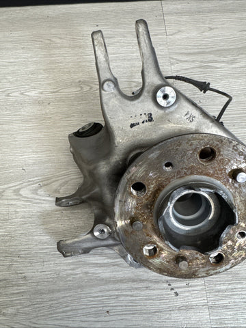 21-24 BMW G80 G82 G83 G87 M2 M3 M4 Rear Suspension Right Knuckle Hub Spindle