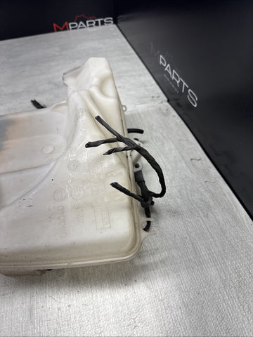 BMW 650I E63 E60 M6 M5 OEM 06-10 WINDSHIELD WASHER FLUID RESERVOIR BOTTLE TANK