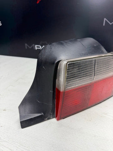 98-02 BMW Z3 M Z3M Convertible Roadster Right Passenger Rear Tail Light OEM