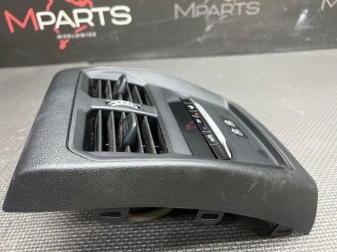 21-23 BMW G82 M4 COUPE COMPETITION G82 REAR CONSOLE A/C CONTROL & VENT