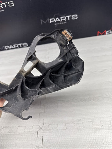 BMW 08-13 E90 E92 E93 M3 RIGHT FRONT HEADLIGHT BRACKET 51648040552