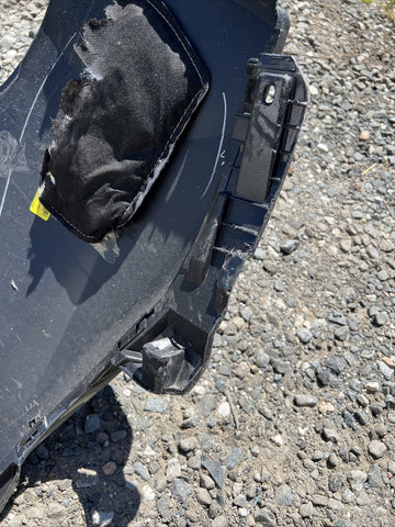 (PICKUP ONLY) OEM 2017-2018 Hyundai Elantra Rear Bumper Cover 86611F2500