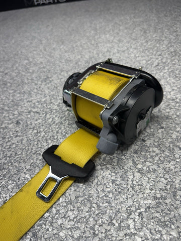 Seat Belts Retractors Yellow Seatbelts Porsche 718 Cayman GT4 RS GT4RS 17-25