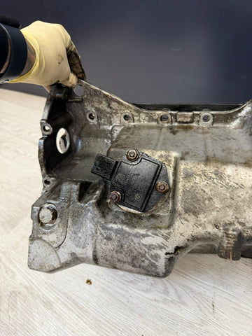 2006–2013 BMW 3 Series E90/E92 xDrive Engine Oil Pan OEM 7585432