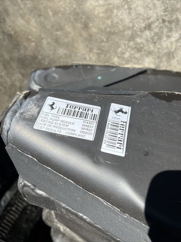 19-23 Ferrari F8 Tributo Fuel Gas Tanks Reservoirs
