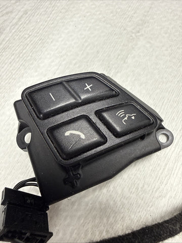 BMW E82 E88 E90 E92 E93 335 M3 BMW Steering Wheel Harness Buttons 7842434
