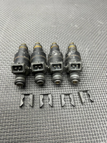 (4) OEM BMW E30 M3 S14 Fuel Injectors