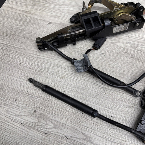 01-06 BMW E46 325 330 M3 - Convertible Top Latches Motors  - 7031361 7031362 OEM